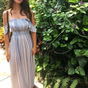 Goldmorning Maxi Dress